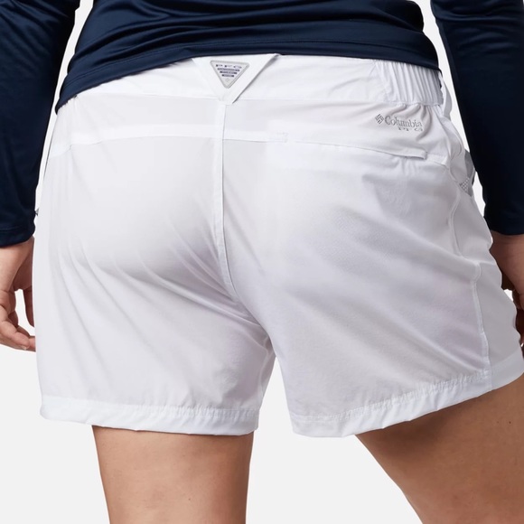 Columbia PFG Ladies Plus White Shorts-5” - w/UPF 50 - 16W - Picture 2 of 14